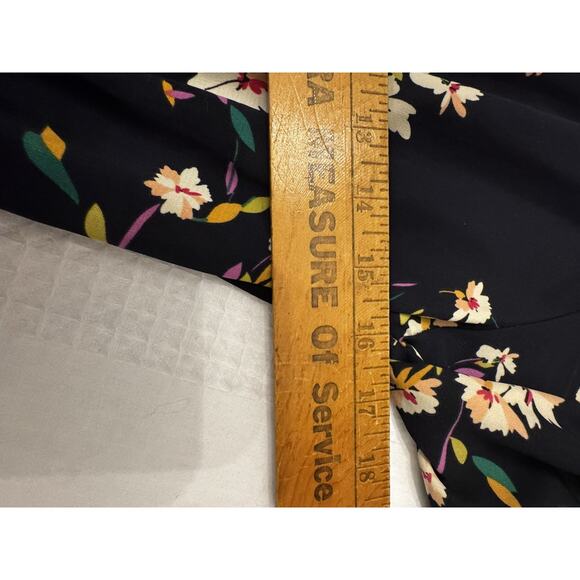 Akira Chicago Black Label Sz S Faux Wrap Floral Mini Dress Wedding Office Prep - Picture 8 of 11